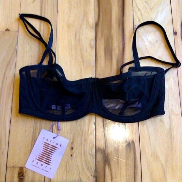 SAVAGE X FENTY (2 PC SET) SHEER BLACK ROBE (L) & BRA (32D) NWT - Picture 11 of 16